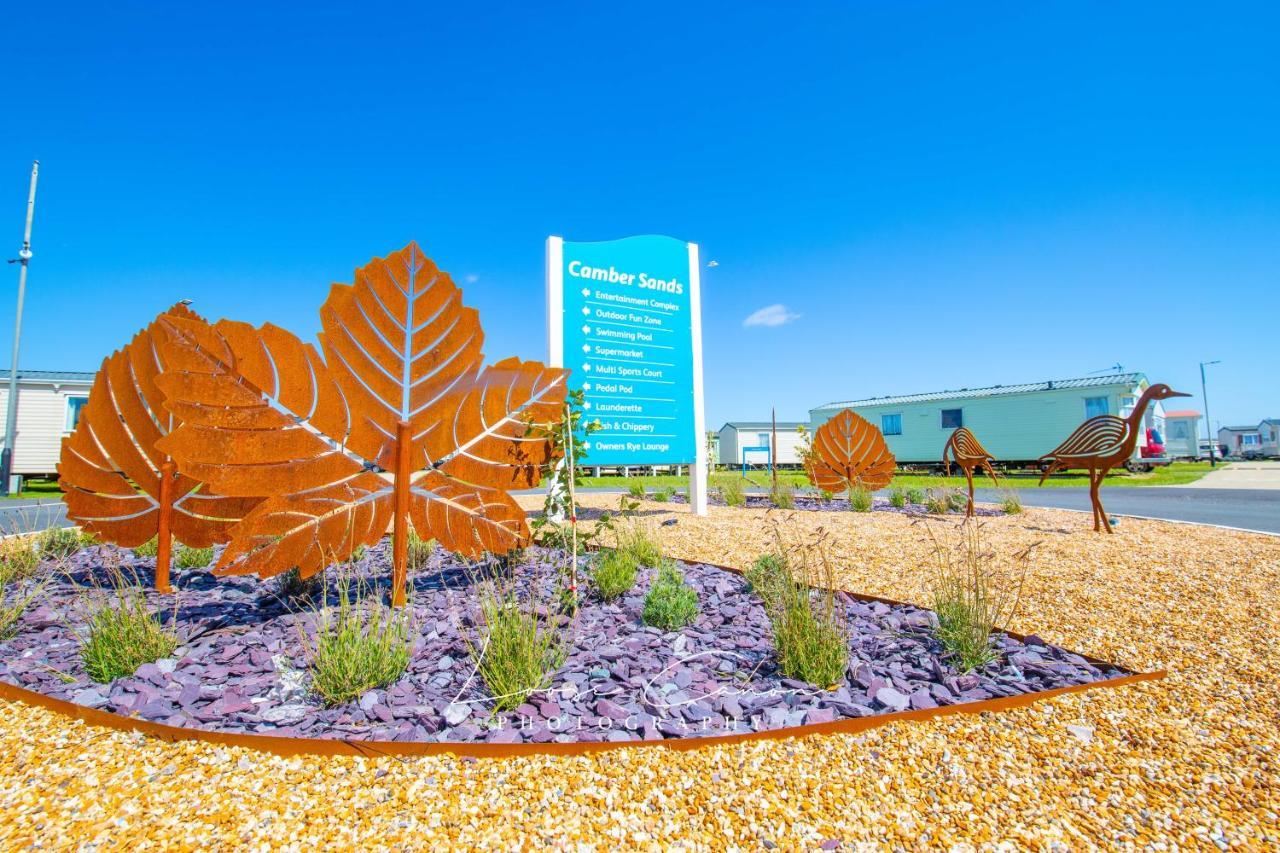 Sea 'N' Stars Platinum Plus Holiday Home With Views, Free Wifi And Netflix Camber Exteriér fotografie